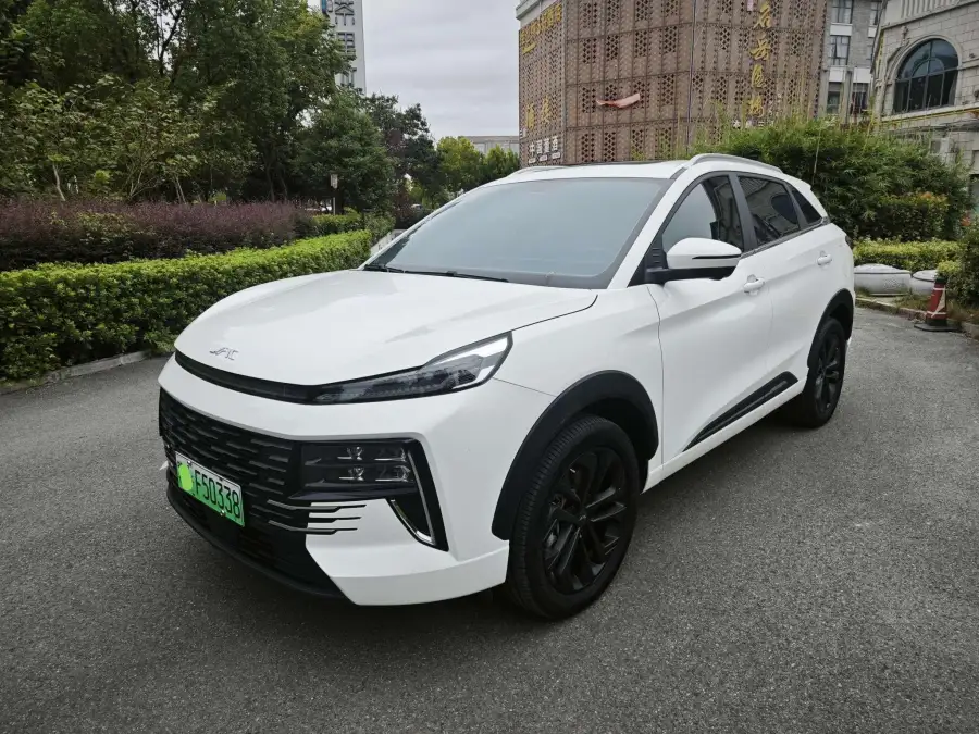 JAC Motors QX PHEV 120km