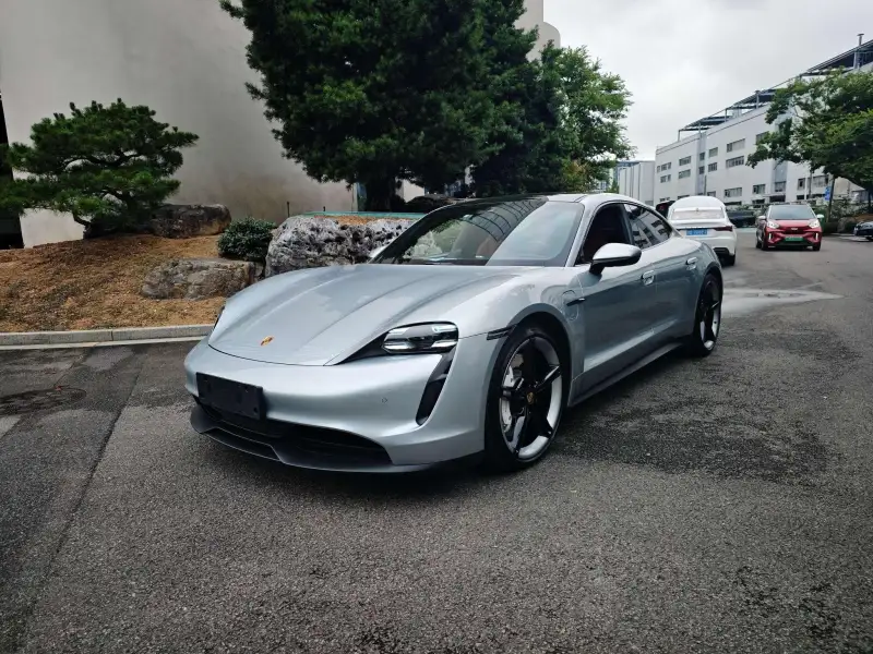 Porsche Taycan Taycan 4S