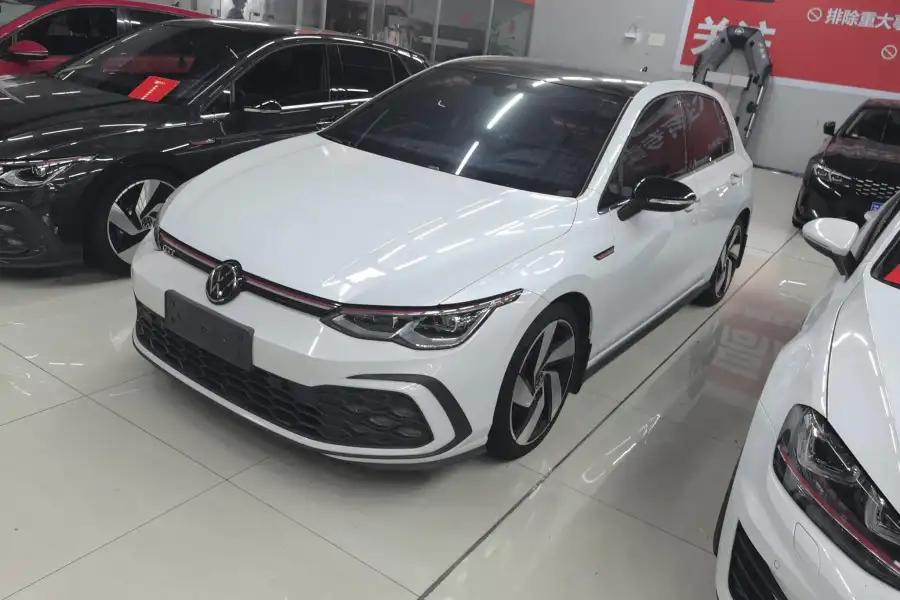 Volkswagen Golf GTI 380TSI DSG GTI