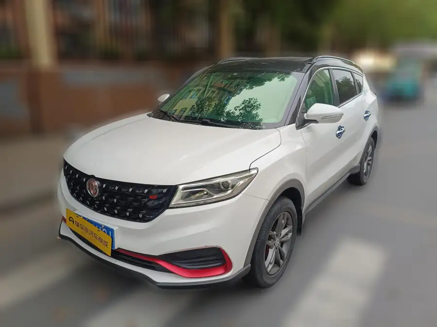 Dongfeng Fengon 580 ★ 1.5TGDI Premium