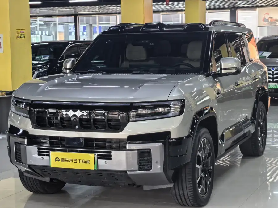 Fangchengbao Bao 8 Flagship 7 мест