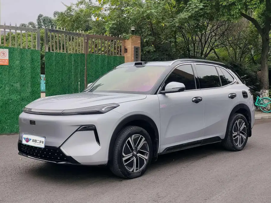 Geely Galaxy Starship 7 EM-i 120KM +