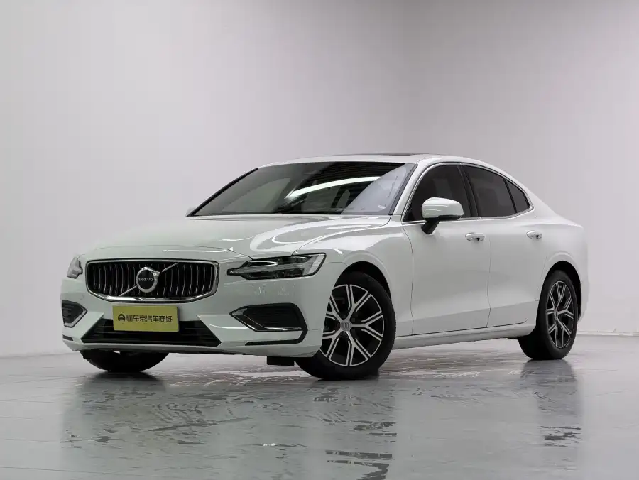Volvo S60 B4 Luxury