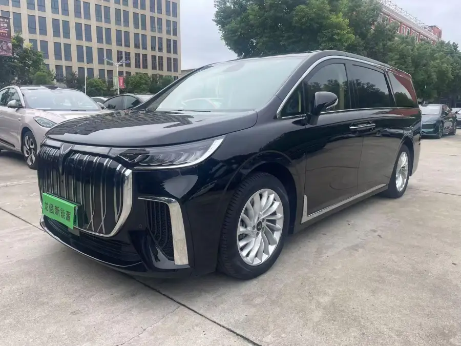 Voyah Dream EV Long Range