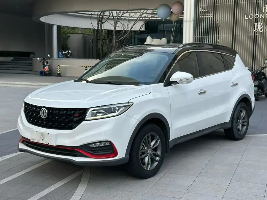 Dongfeng Fengon 580 ★ 1.5T Luxury