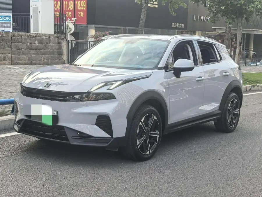 Lynk & Co 06 EM-P EM-P 56 Pro