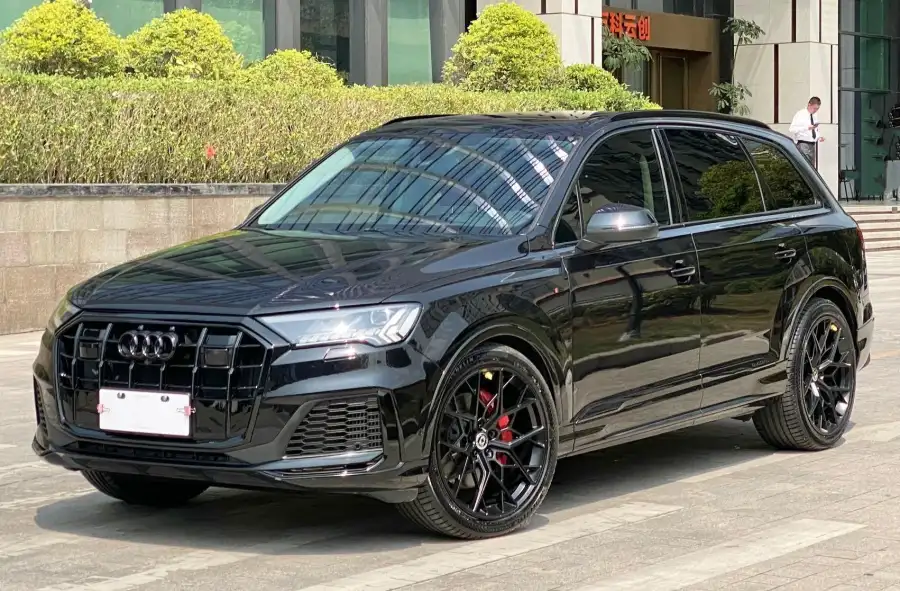 Audi Q7 55 TFSI quattro S line Sport
