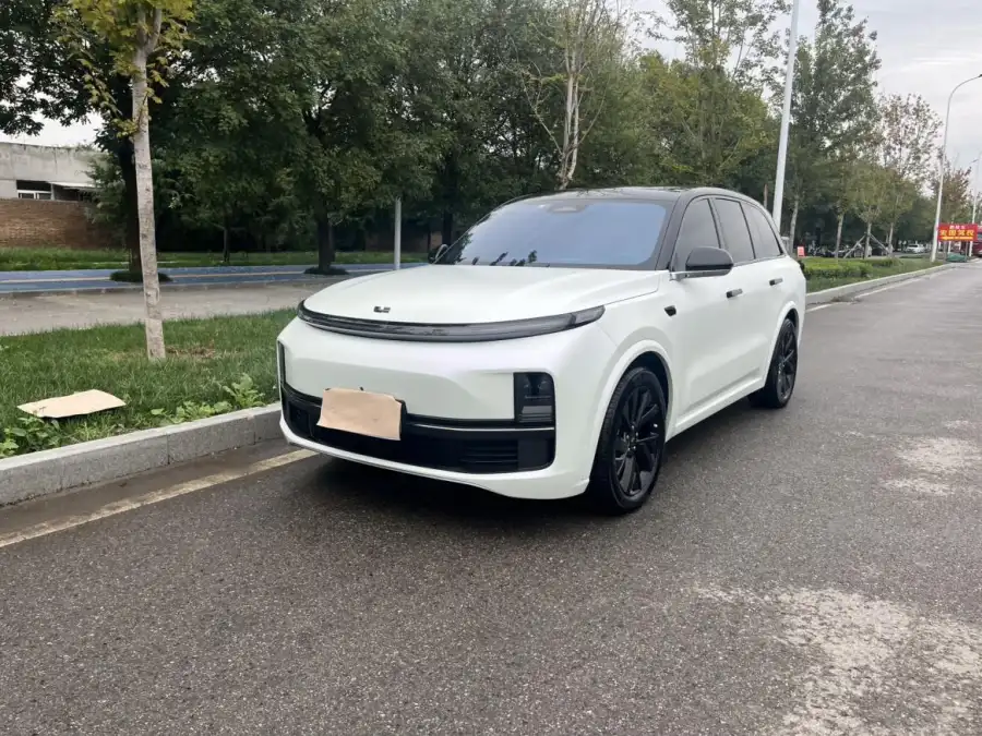 Li Auto L8 Pro