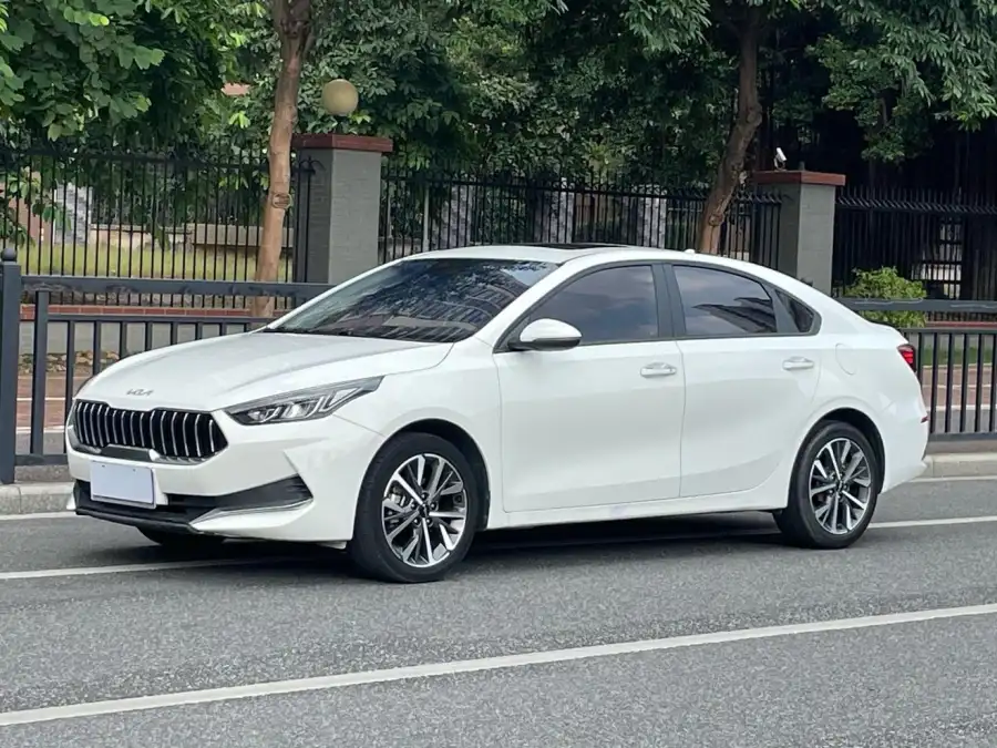 Kia K3 1.5L IVT