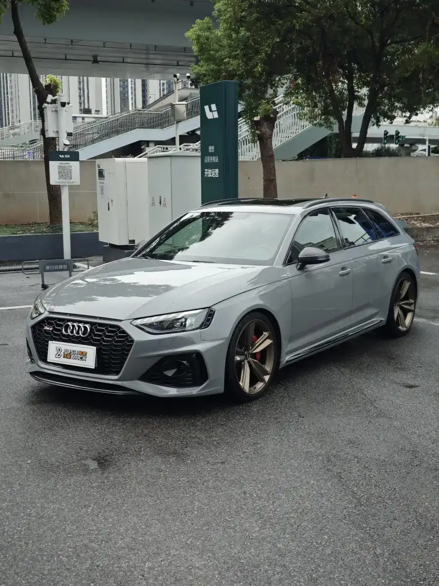 Audi RS 4 RS4 2.9T Avant