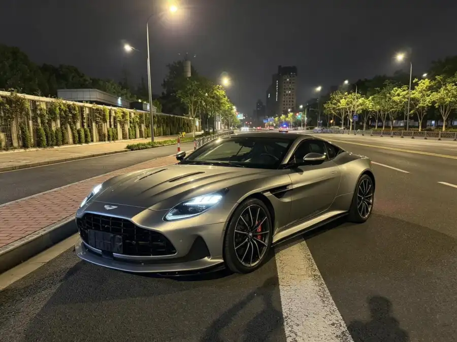 Aston Martin DB12 4.0T V8 Coupe