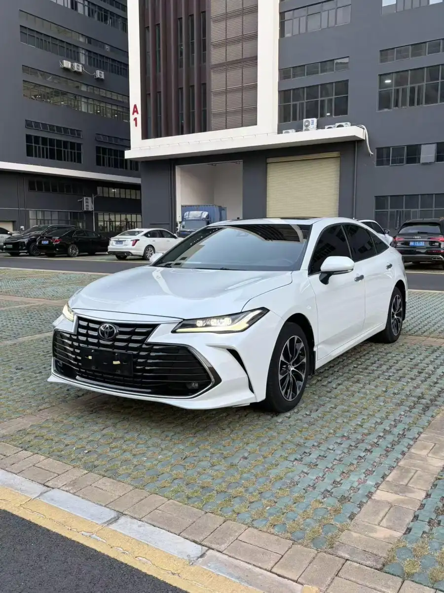 Toyota Avalon 2.0L Luxury