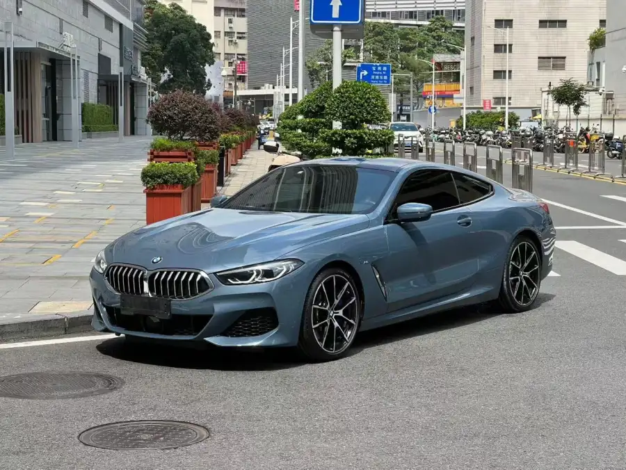 BMW 8 Series 840i M