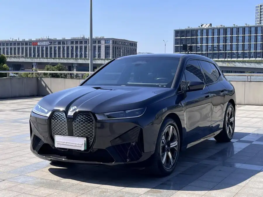 BMW iX xDrive40