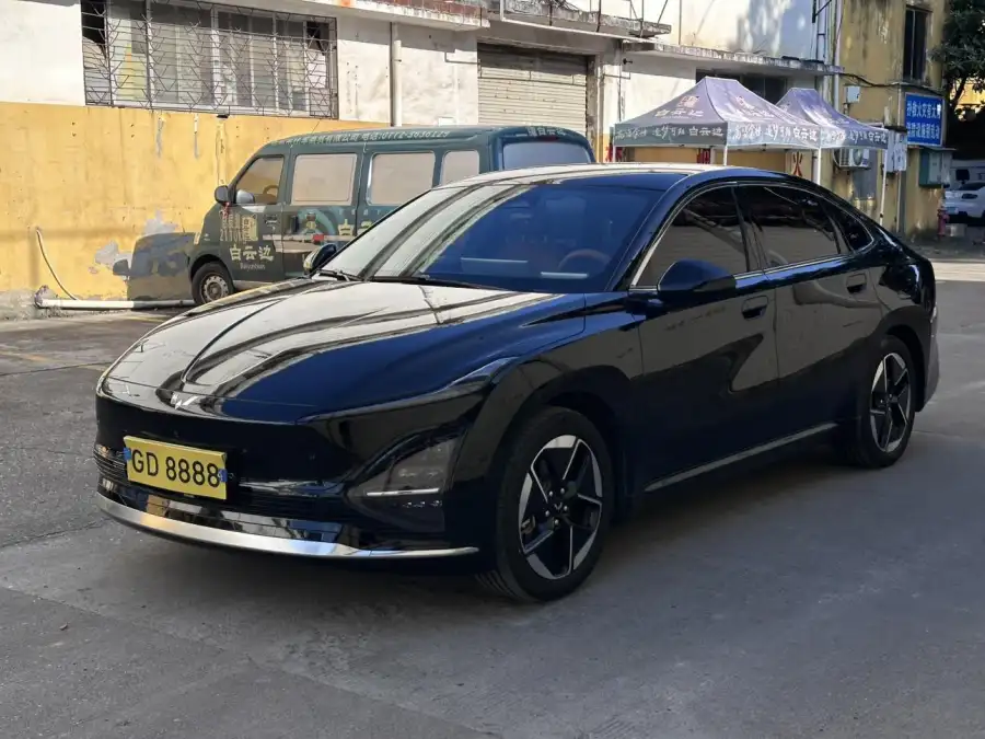 Wuling Starlight EV 610km Flagship