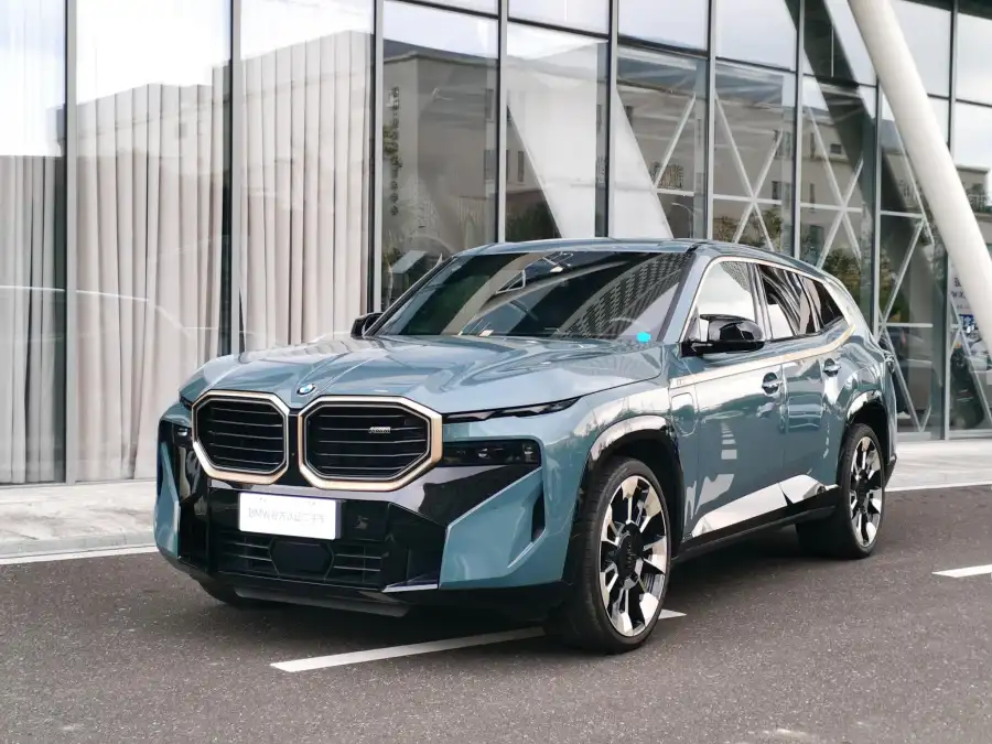 BMW XM 4.4T Standard