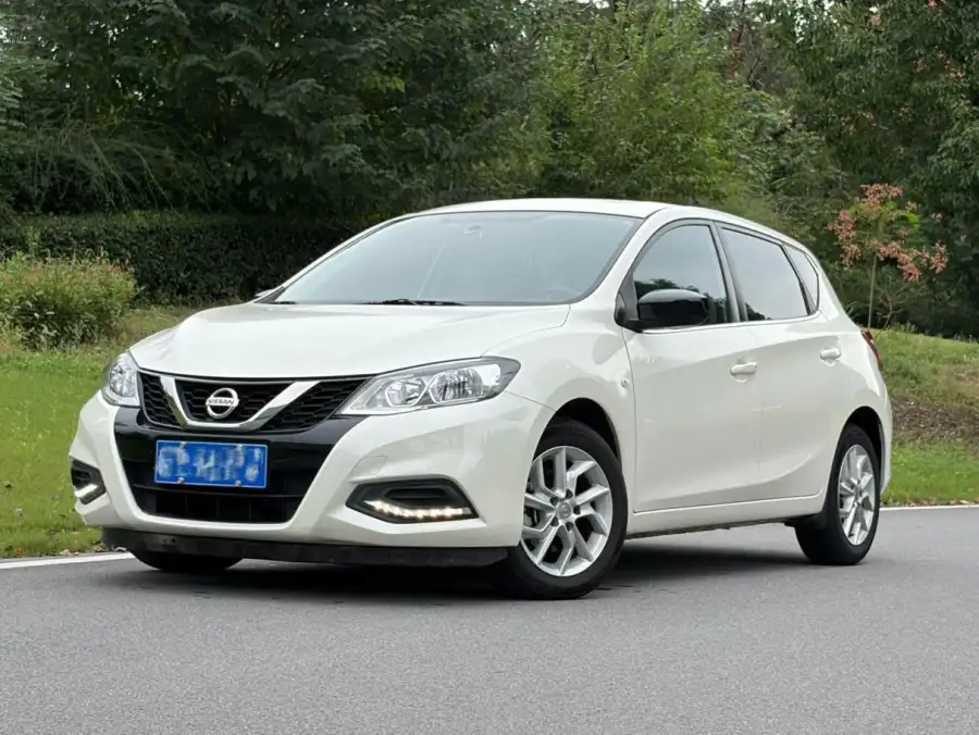 Nissan Tiida 1.6L CVT