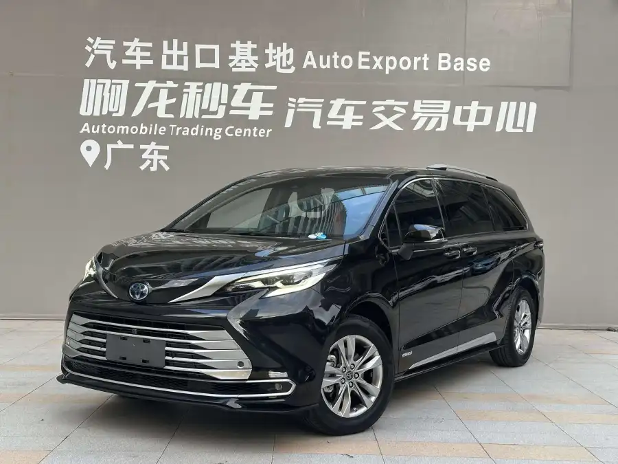 Toyota Sienna 2.5L