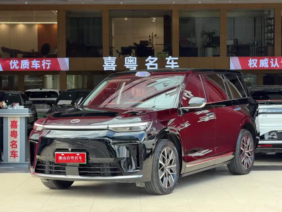 GAC Trumpchi Xiangwang S9 Ultra 6 мест