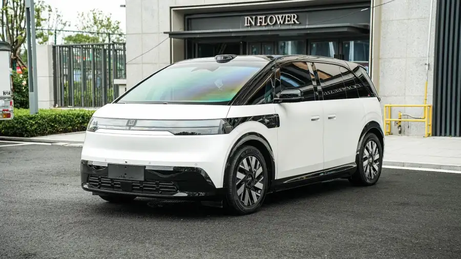 Zeekr MIX 102kWh Long Range