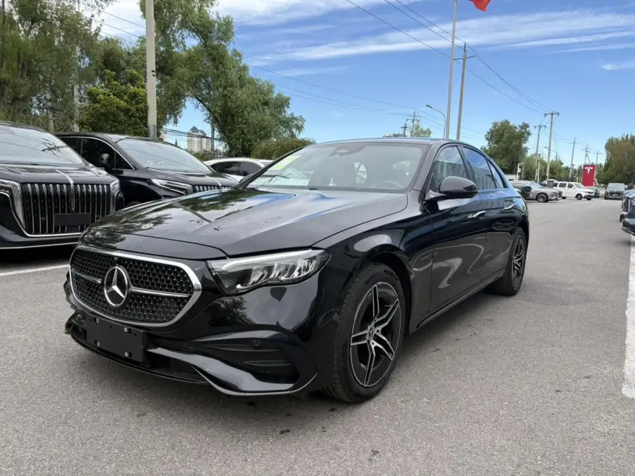 Mercedes-Benz E-Class (Import) E 260