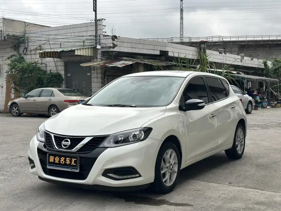 Nissan Tiida 1.6L CVT