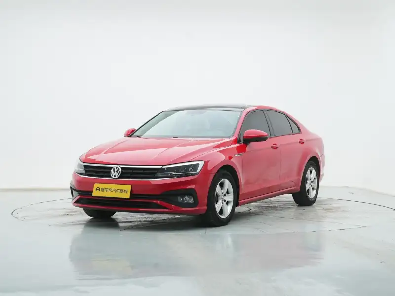 Volkswagen Lamando 230TSI DSG