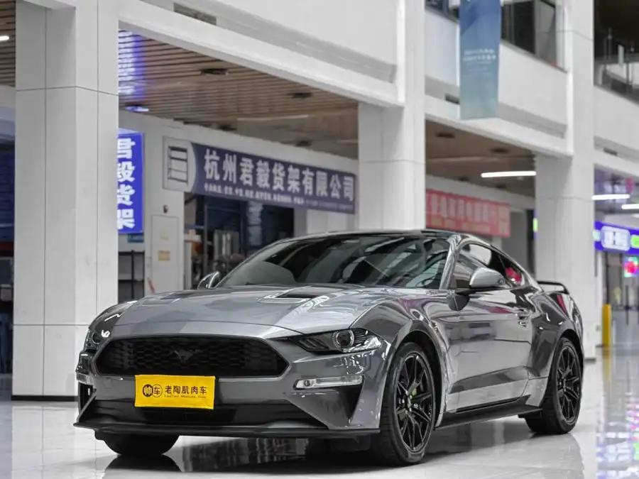 Ford Mustang 2.3T EcoBoost