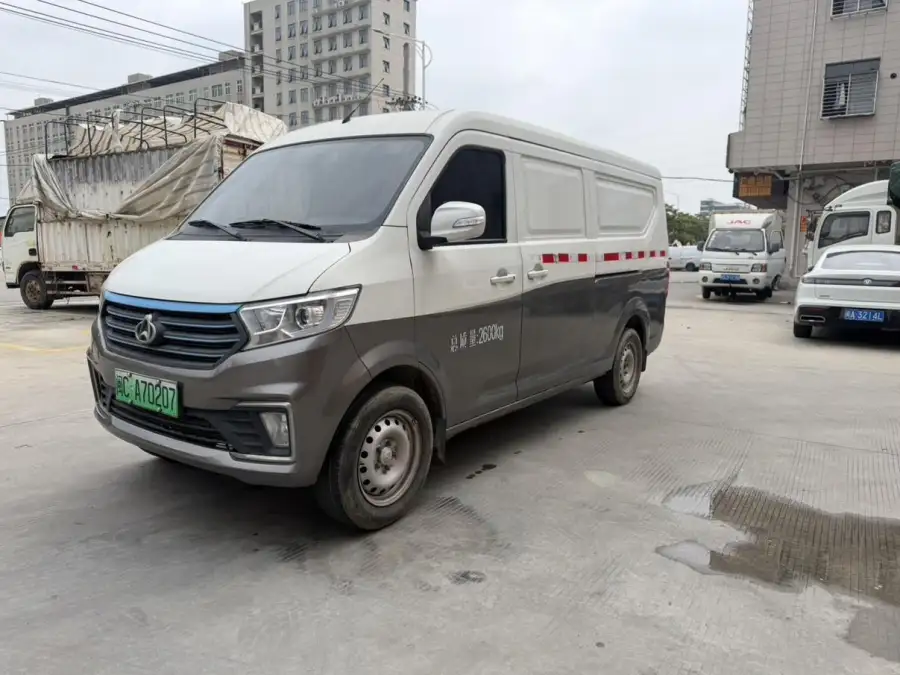 Changan Kuayue Kuayuexing V5 EV 2 мест