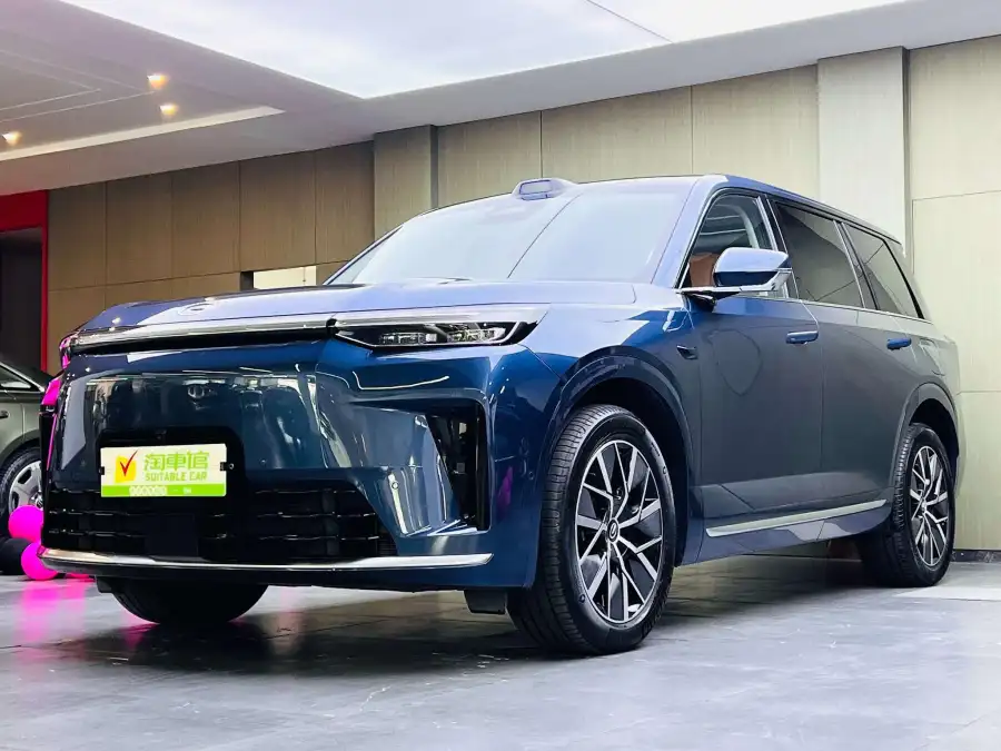 GAC Trumpchi Xiangwang S9 Ultra 6 мест