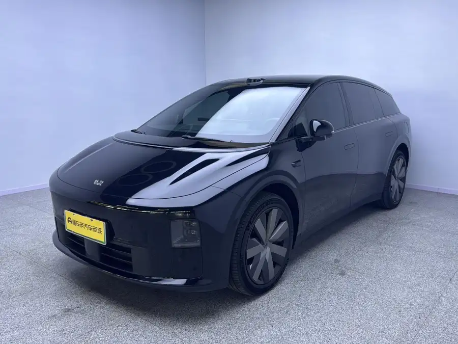 Li Auto i6 4WD Standard