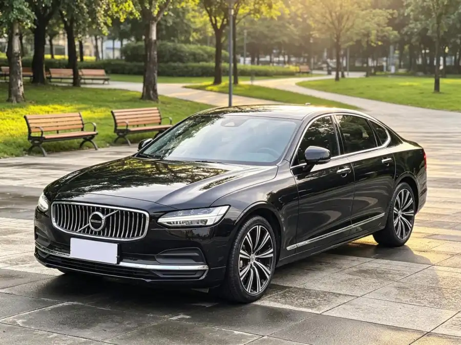 Volvo S90 B5 Luxury