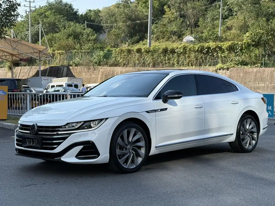 Volkswagen CC 380TSI