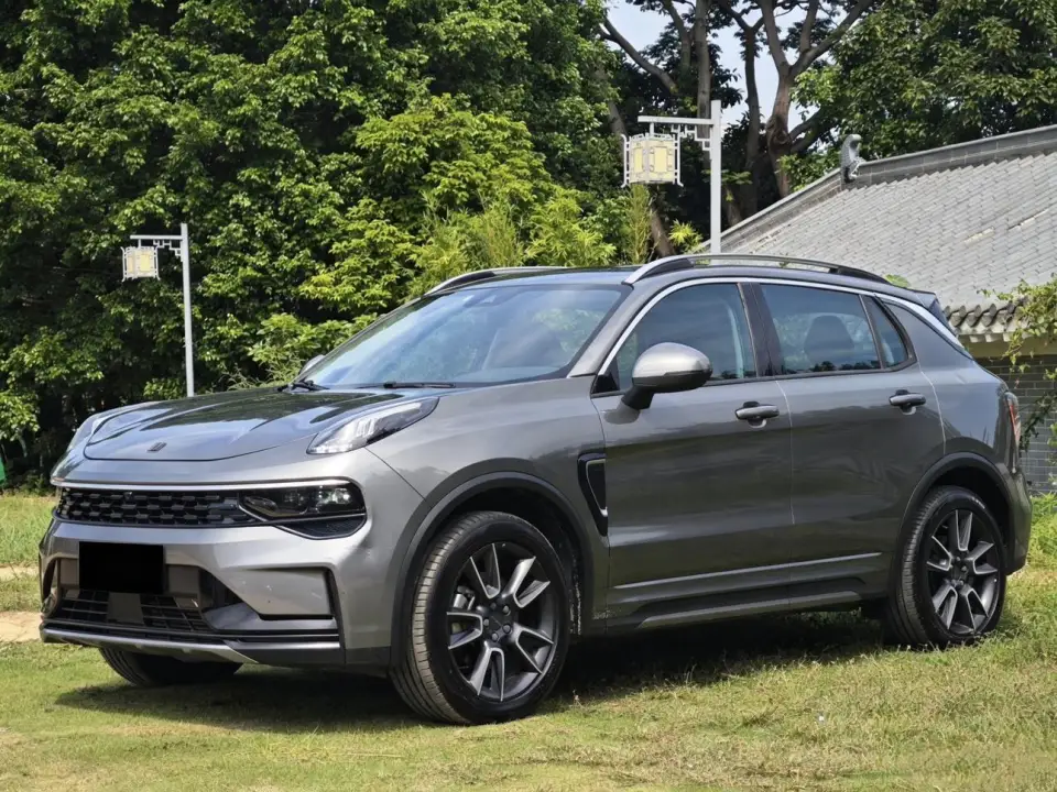 Lynk & Co 01 2.0TD 2WD Pro