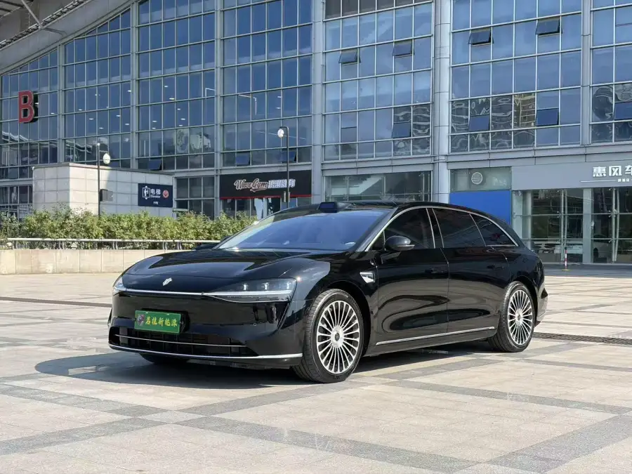 Stelato S9T Max RWD 37kWh