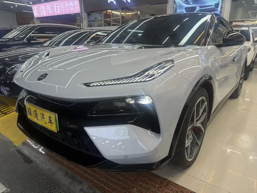 Lotus Eletre 600 Luxury