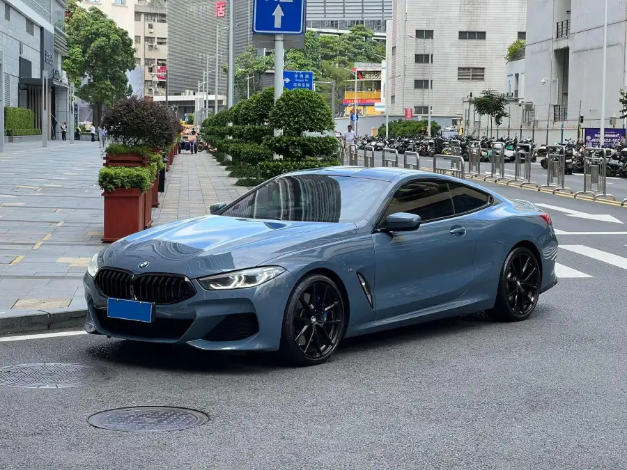 BMW 8 Series 840i M