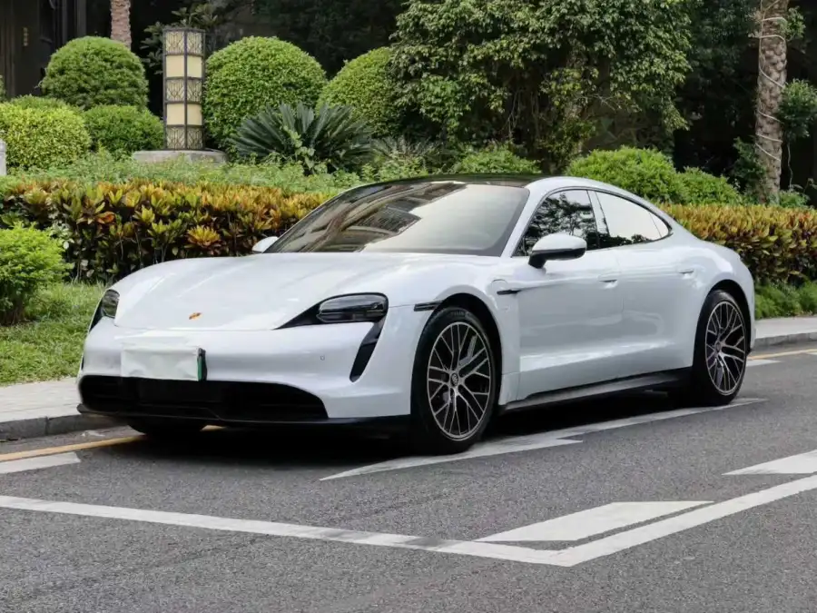 Porsche Taycan Taycan