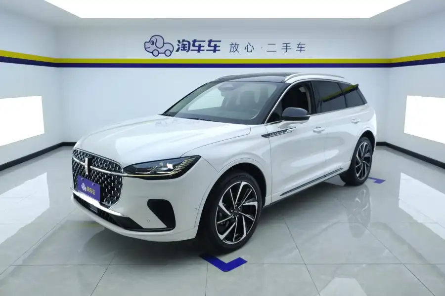 Lincoln Corsair 2.0T 4WD