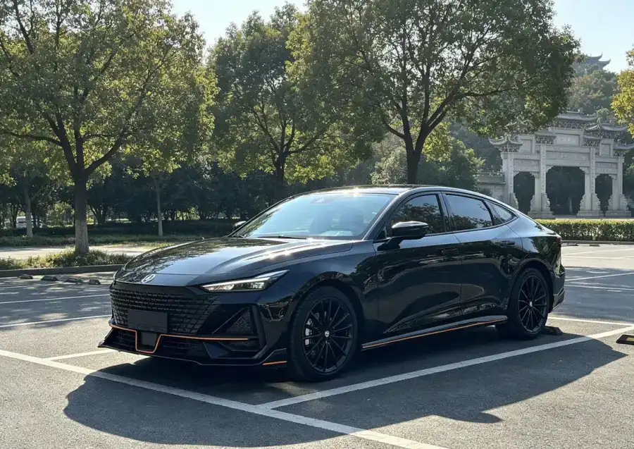 Changan UNI-V 1.5T Sport