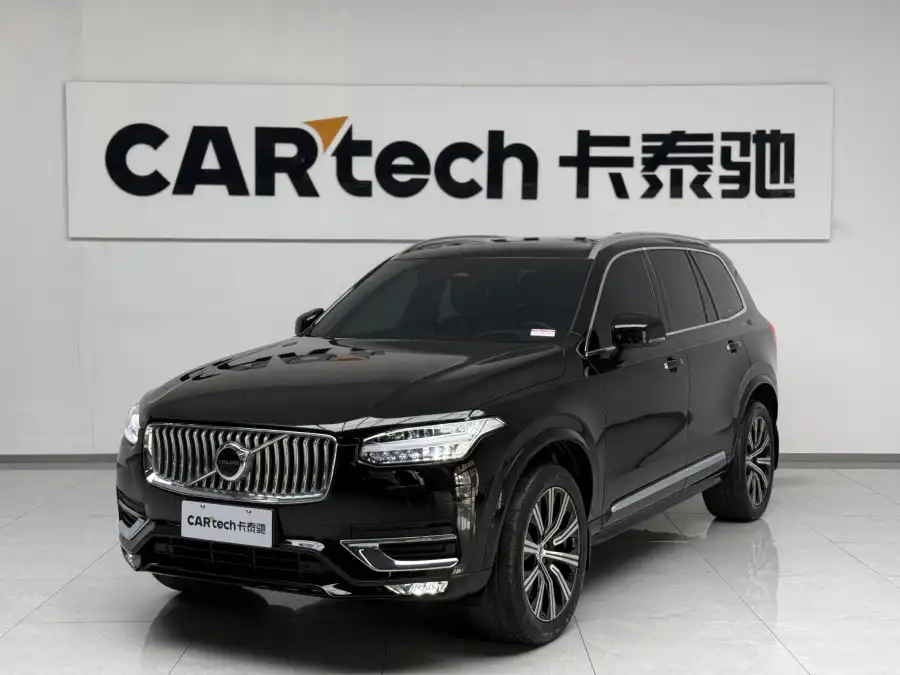 Volvo XC90 B6 Luxury 7 мест