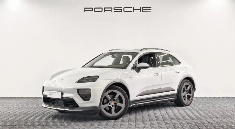 Porsche Macan EV Macan 4