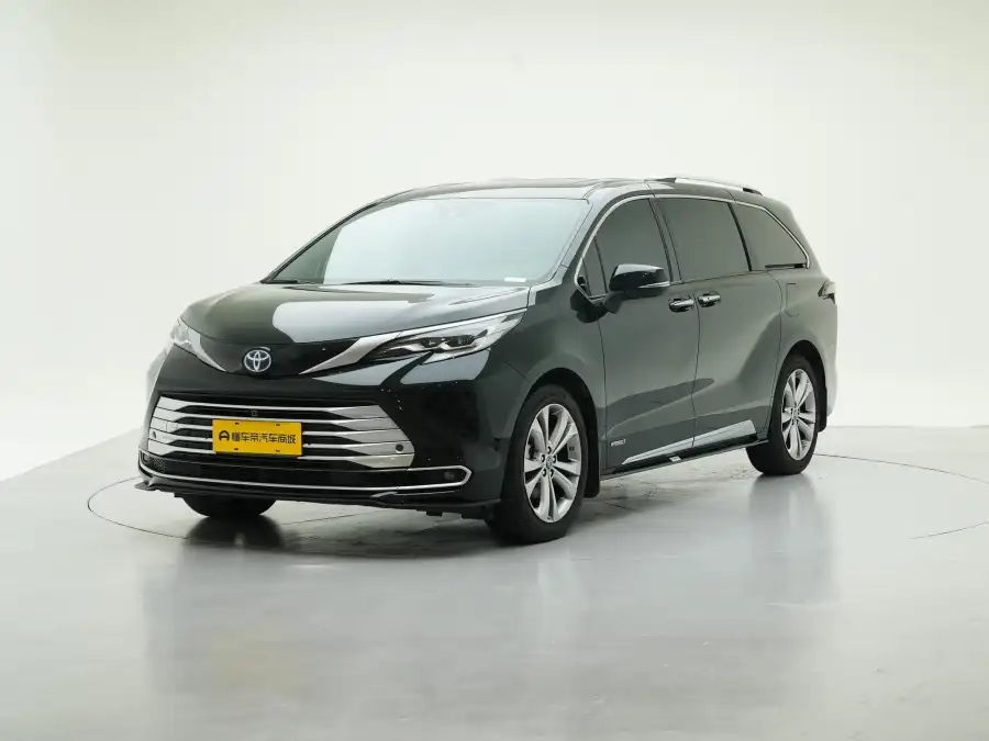 Toyota Sienna 2.5L