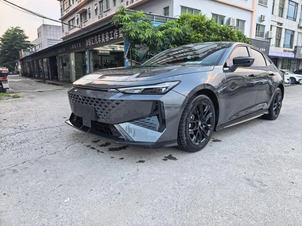 Changan UNI-V 1.5T Premium