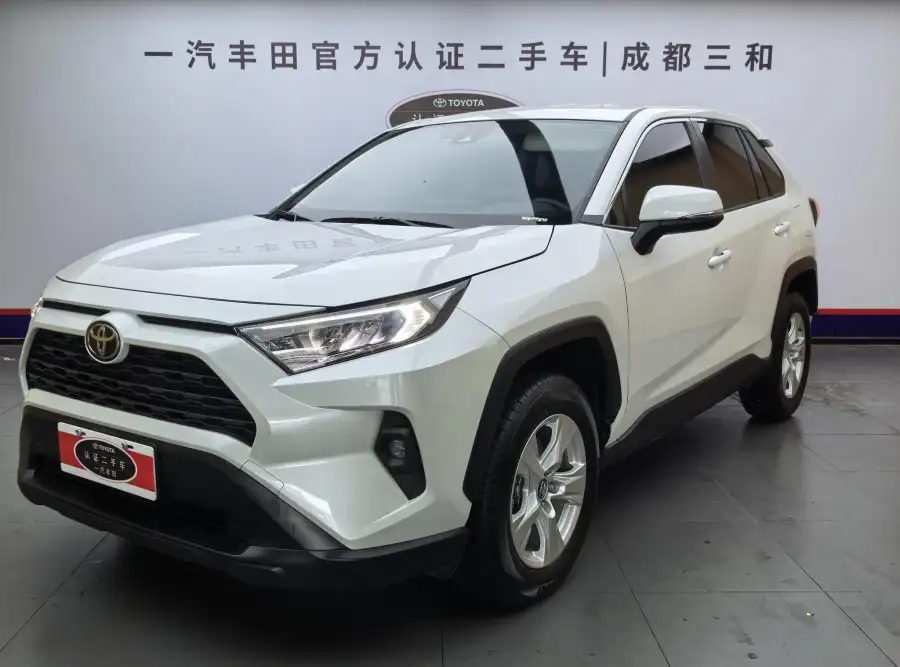 Toyota RAV4 2.0L CVT 2WD