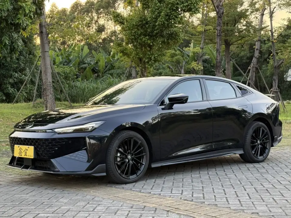 Changan UNI-V 1.5T Sport