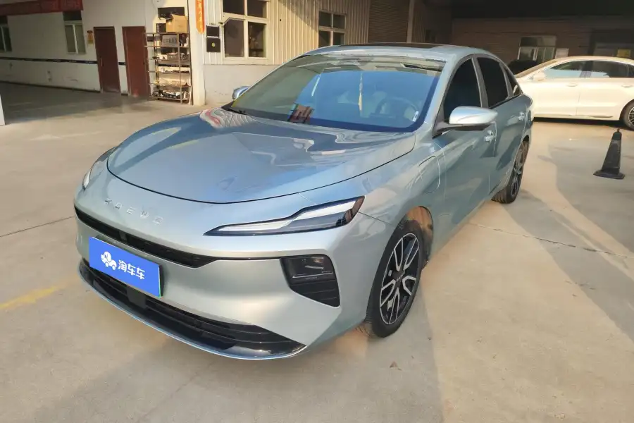 Roewe D6 520km Smart
