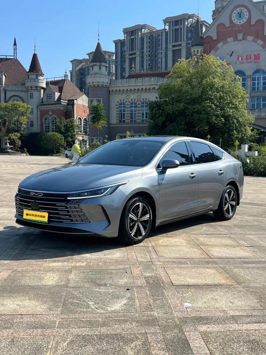 BYD Destroyer 05 DM-i 55KM Premium