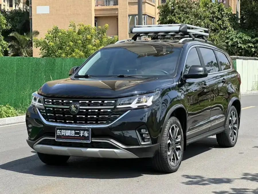 Dongfeng Forthing T5 1.5T 7 мест