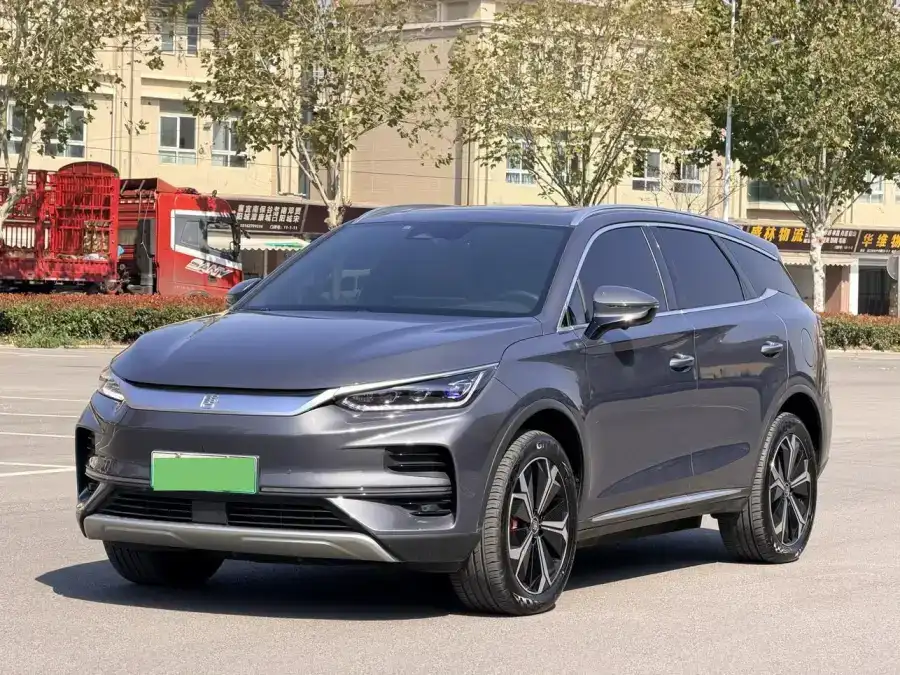 BYD Tang EV 730KM